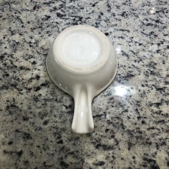 white ceramic 9 oz French soup bowl / casserole dish / condiment sauce holder - Picture 2 of 4